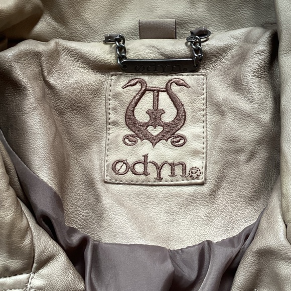 Odyne Women's Tan Leather Jacket - Picture 2 of 8